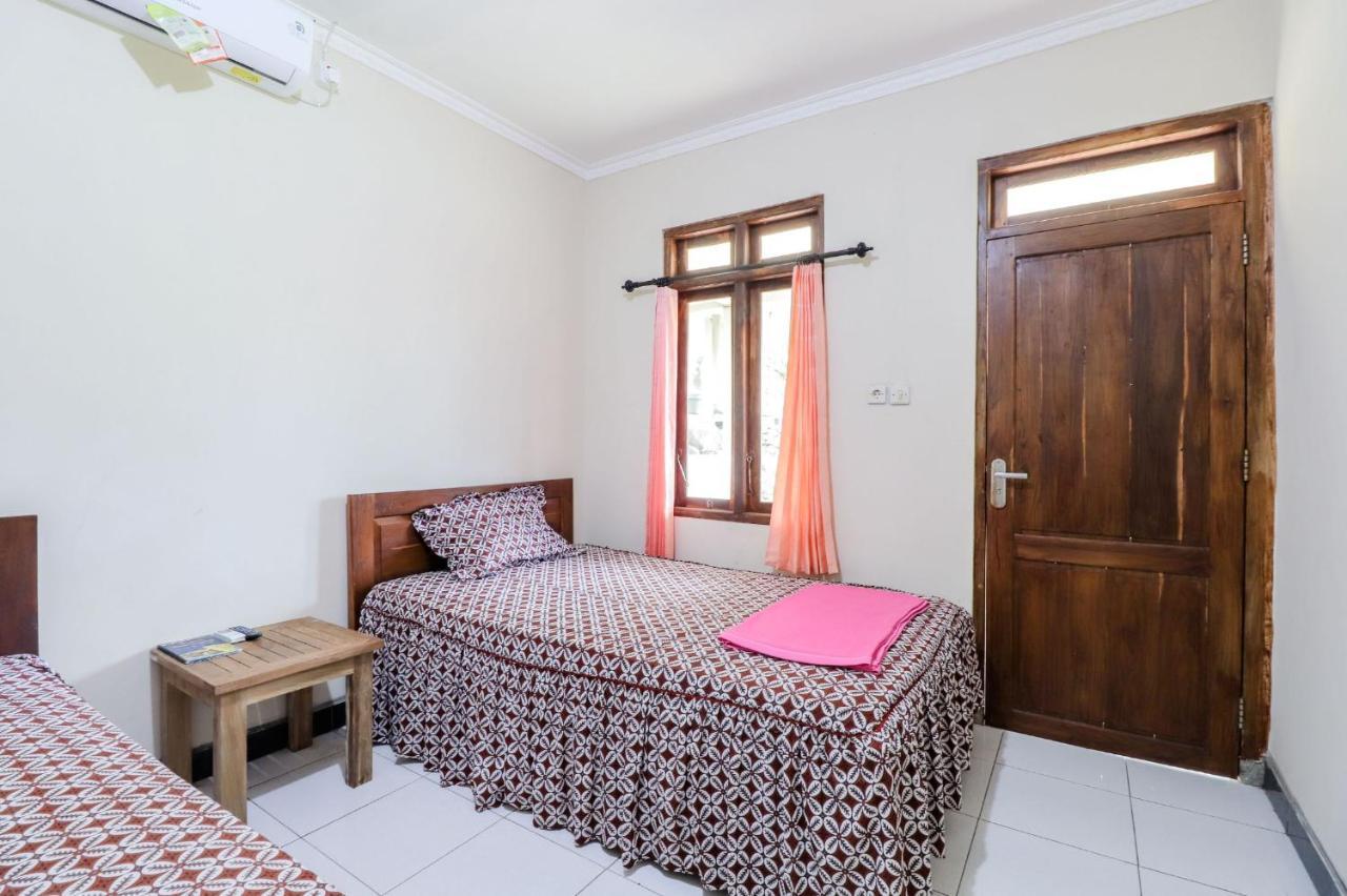 Rock Garden Homestay & Resto Tepus Buitenkant foto