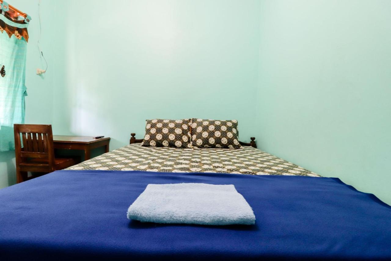 Rock Garden Homestay & Resto Tepus Buitenkant foto