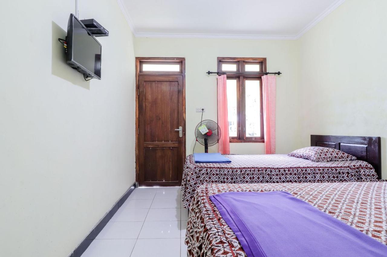 Rock Garden Homestay & Resto Tepus Buitenkant foto