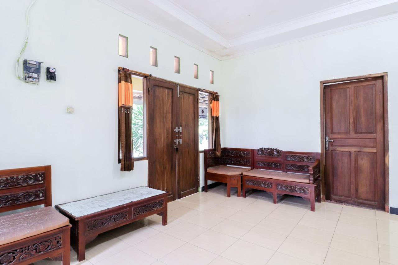 Rock Garden Homestay & Resto Tepus Buitenkant foto